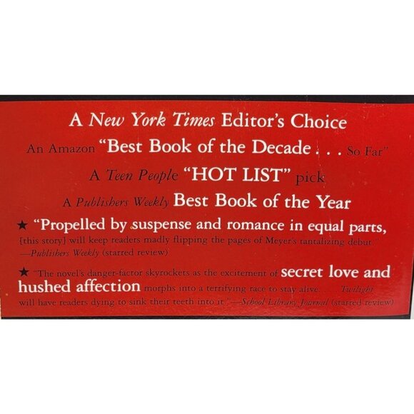 Twilight By Stephenie Meyer Paperback Book - Picture 5 of 15